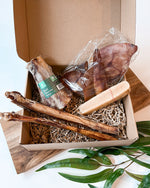 3 Raw Hounds Raw Strength Box, long-lasting chews for strong jaws and active dogs.